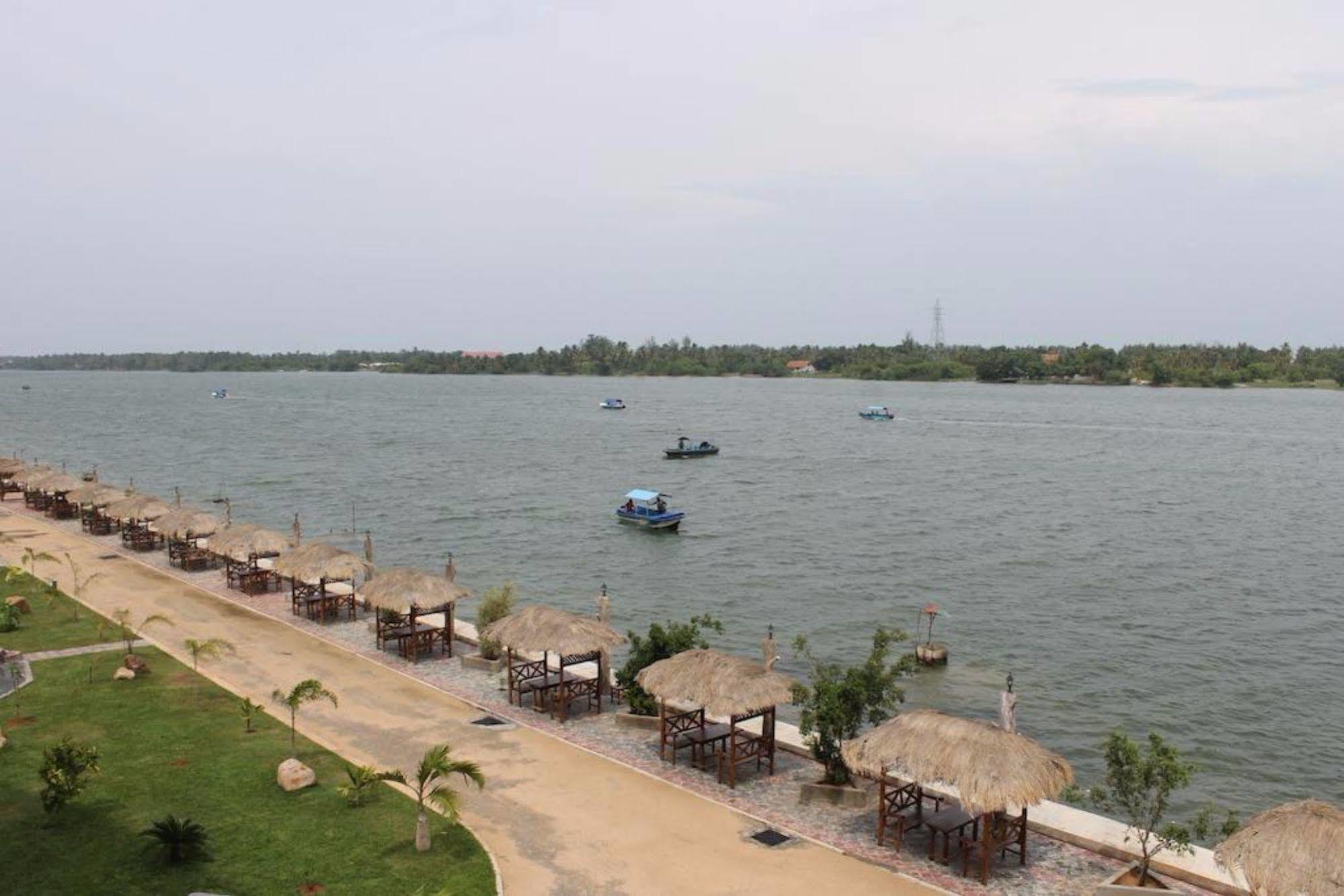 Hotel East Lagoon Batticaloa Dış mekan fotoğraf