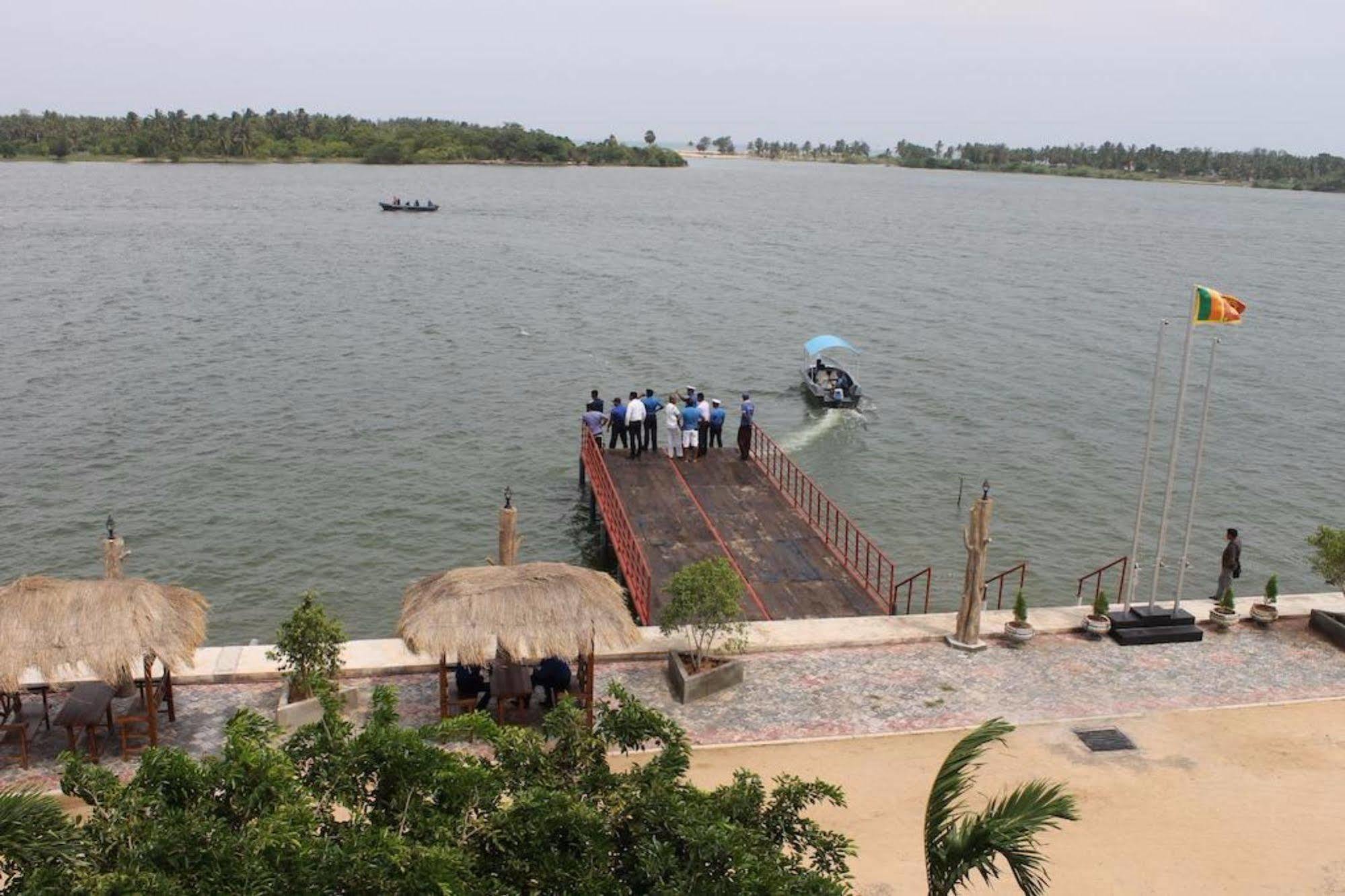 Hotel East Lagoon Batticaloa Dış mekan fotoğraf