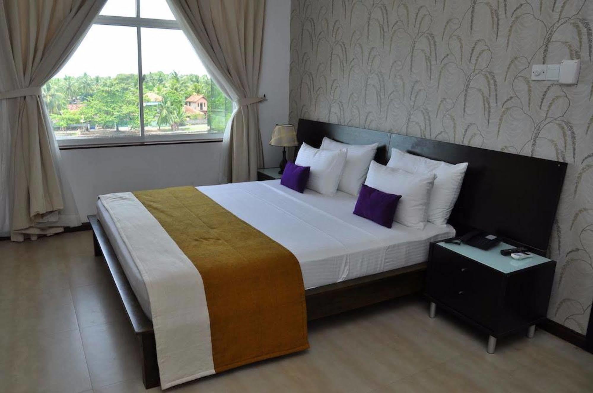 Hotel East Lagoon Batticaloa Dış mekan fotoğraf
